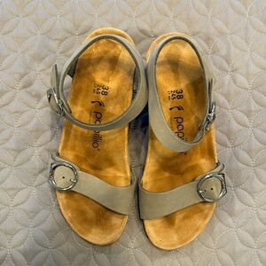 Women’s size 38 Papillio grey wedges